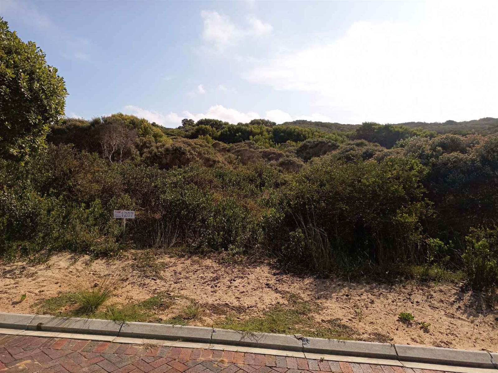 663 m² Land available in Still Bay East photo number 2