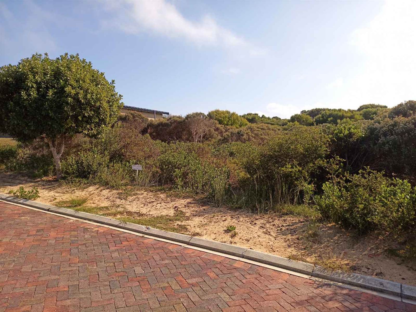663 m² Land available in Still Bay East photo number 1