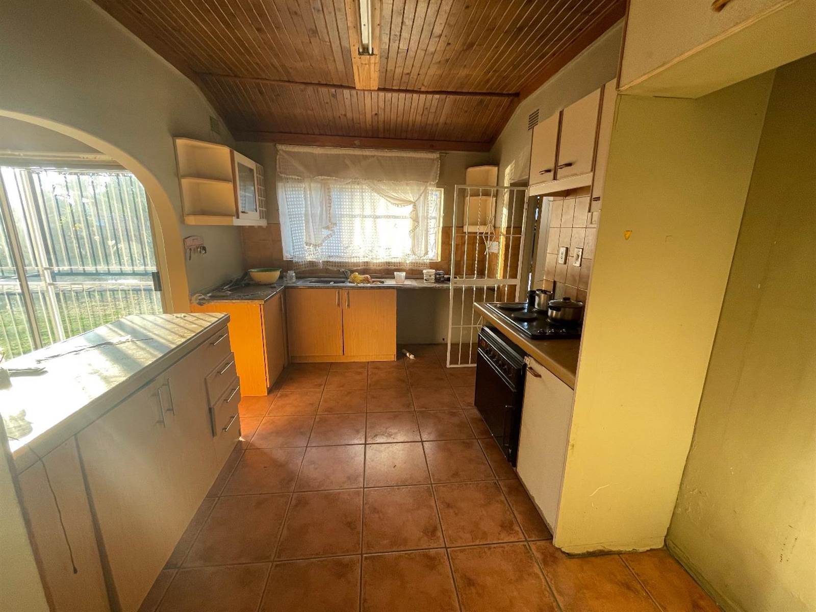 3 Bed House in Rietfontein photo number 7