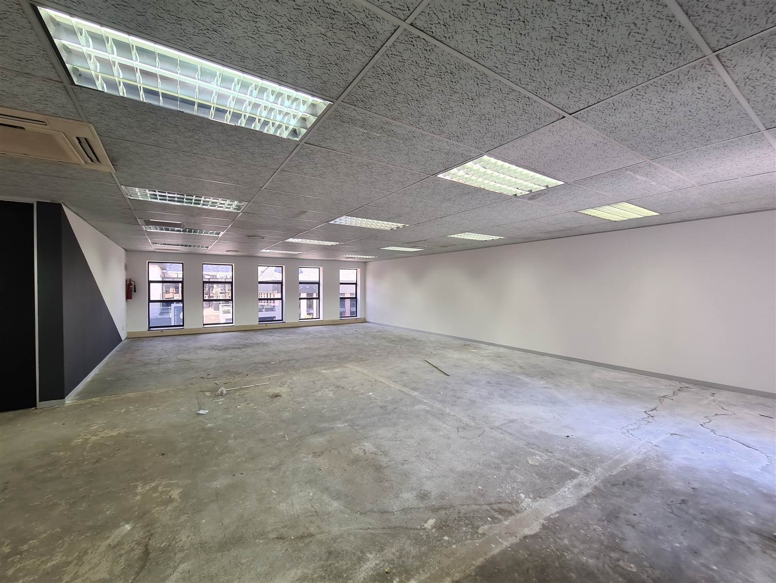 277  m² Commercial space in Hurlingham photo number 10