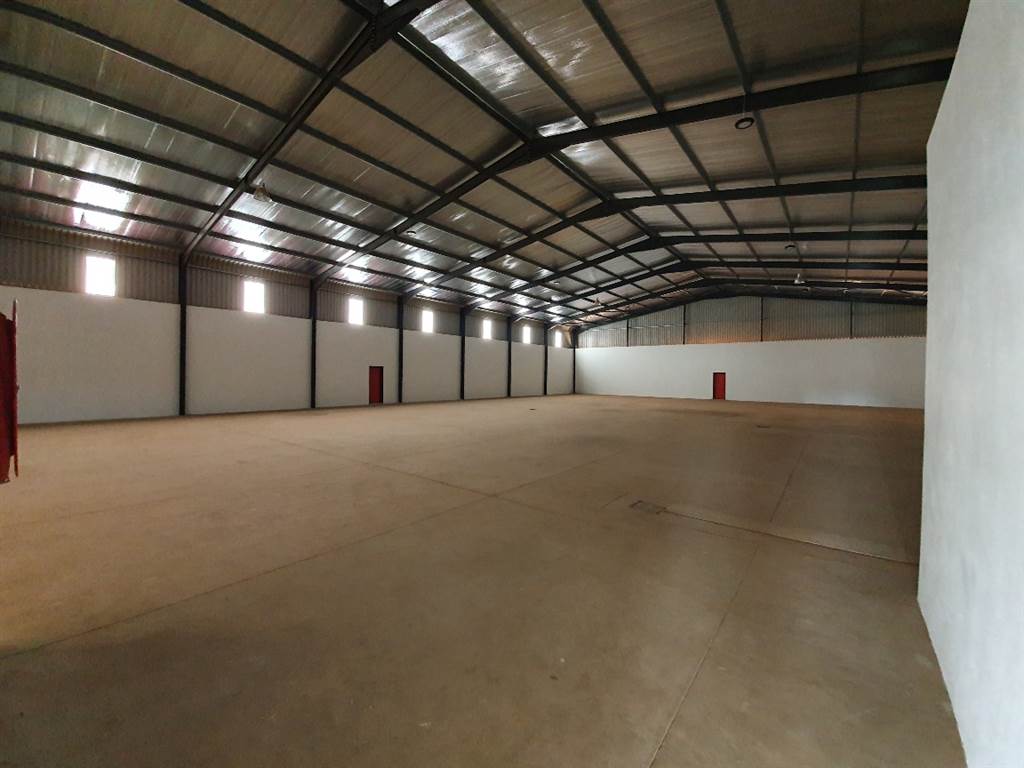 1200  m² Industrial space in Clayville photo number 9