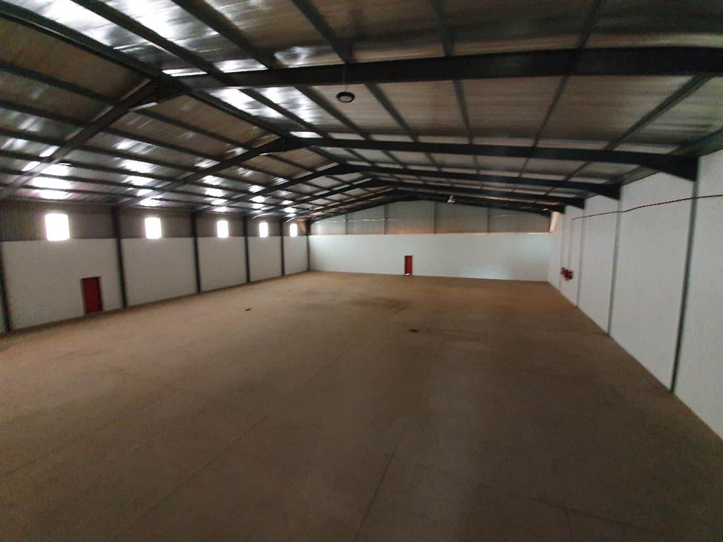1200  m² Industrial space in Clayville photo number 16