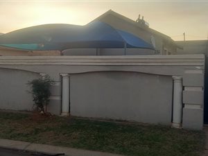2 Bed House in Bram Fisherville