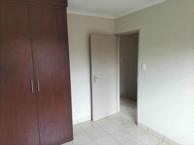 3 Bed Apartment in Annlin photo number 2