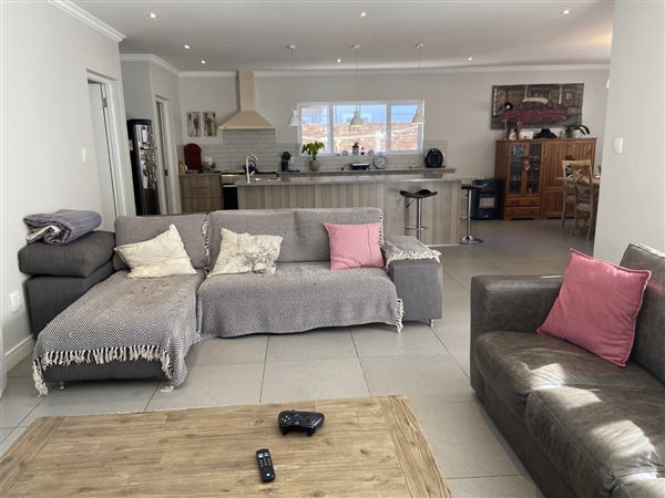 3 Bedroom House 3 Bedroom House