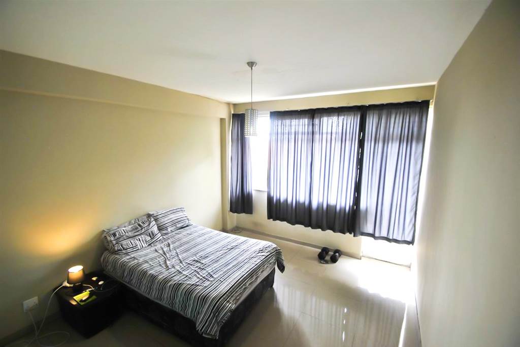 2 Bed Apartment in Raumarais Park photo number 6
