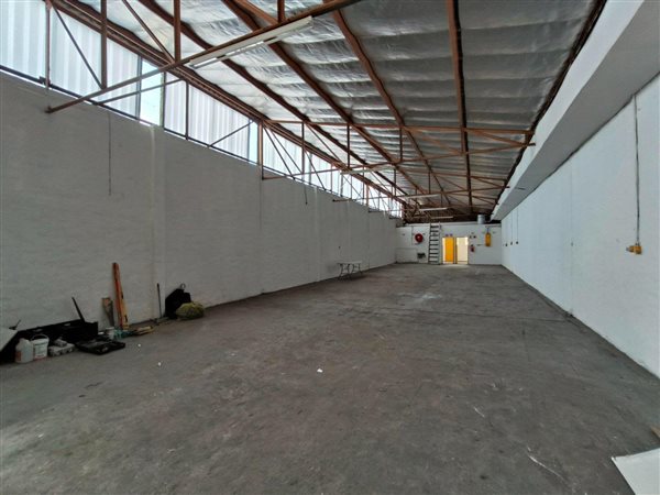 278  m² Industrial space