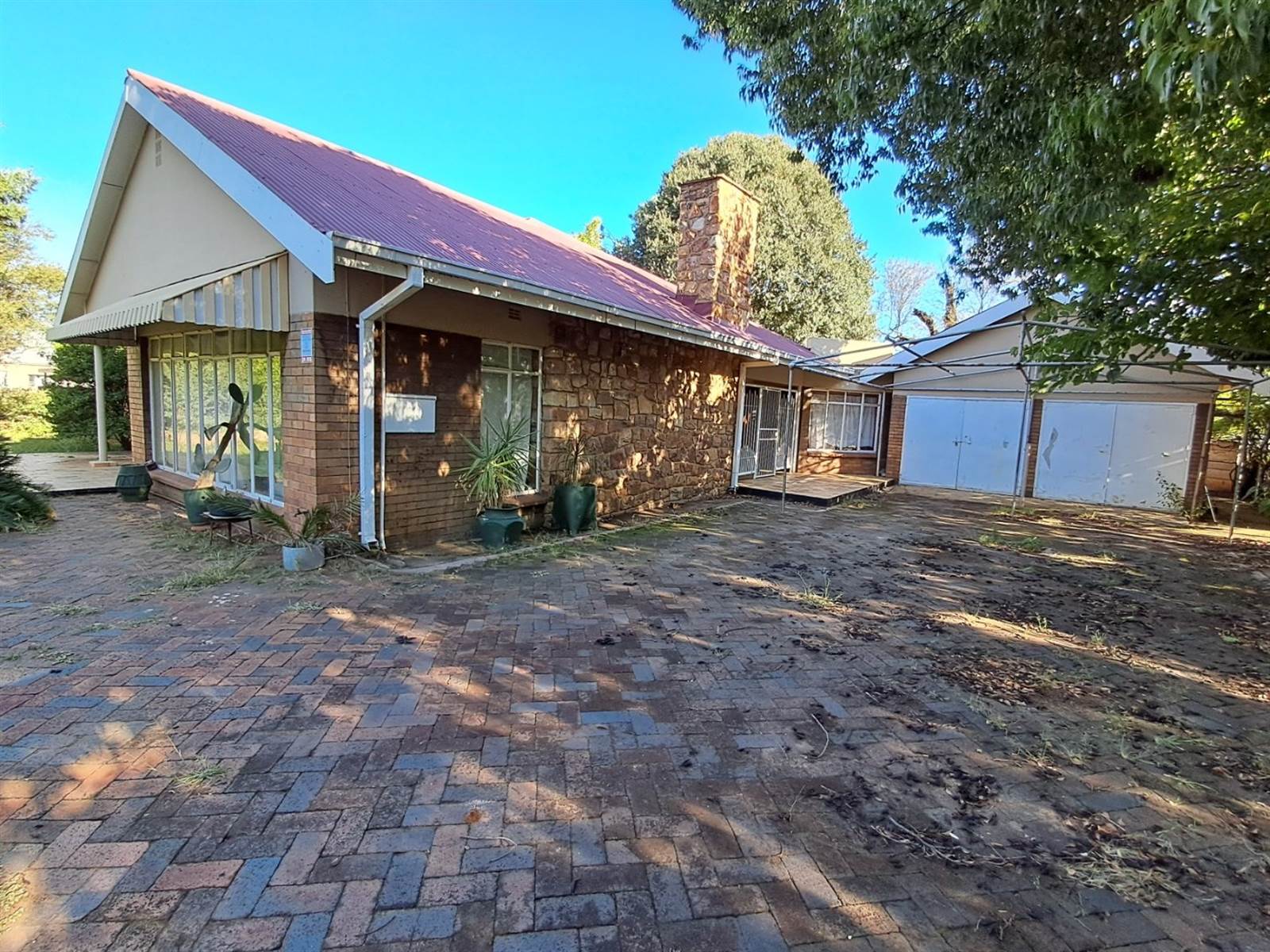 3 Bed House in Wilkoppies photo number 4