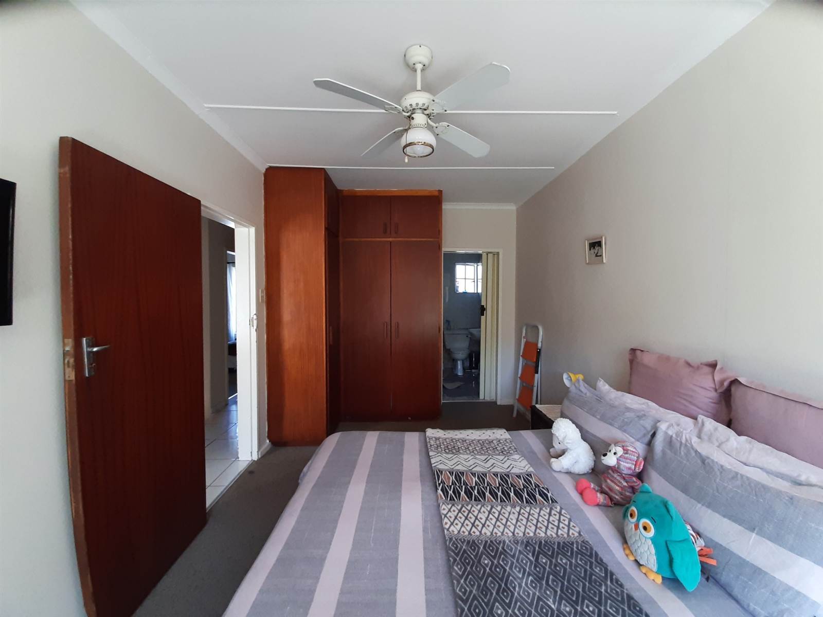 3 Bed Townhouse in Bonza Bay photo number 10