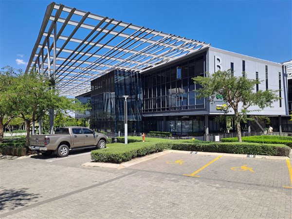 31  m² Office Space in Waterfall Estate