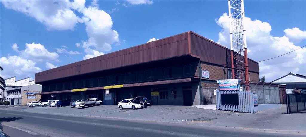 2080  m² Commercial space in Benoni South photo number 4