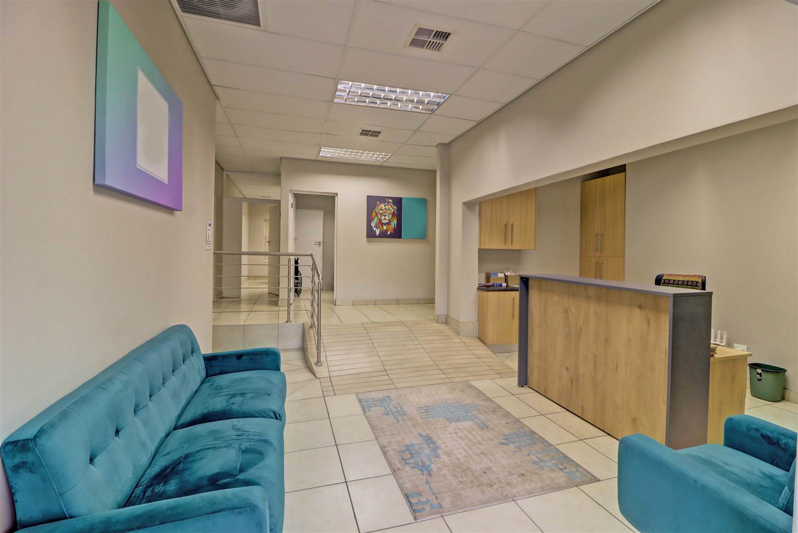 432  m² Commercial space in Garsfontein photo number 3