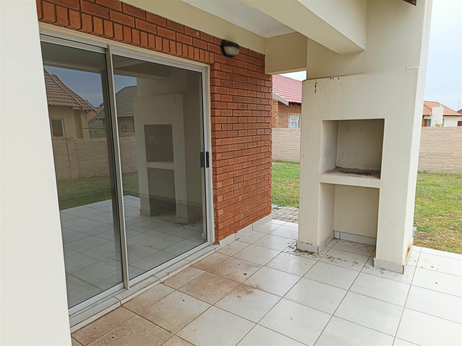 3 Bed House in Waterkloof photo number 5