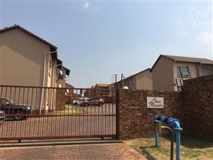 2 Bed Townhouse in Naturena