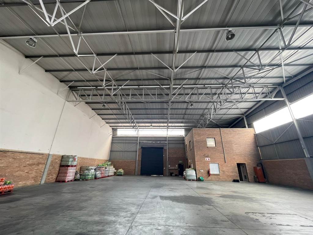 691  m² Industrial space in Jet Park photo number 8