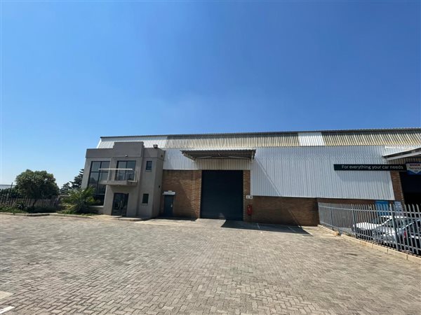 691  m² Industrial space in Jet Park
