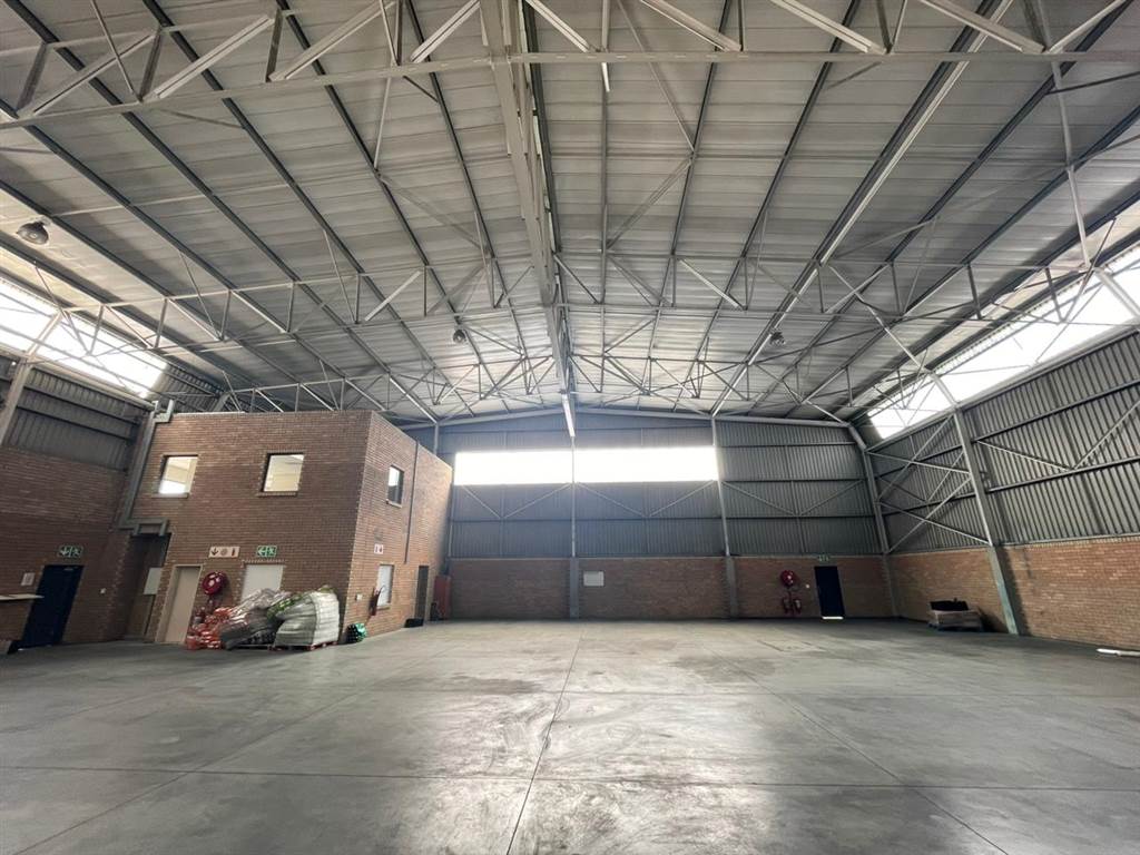 691  m² Industrial space in Jet Park photo number 4