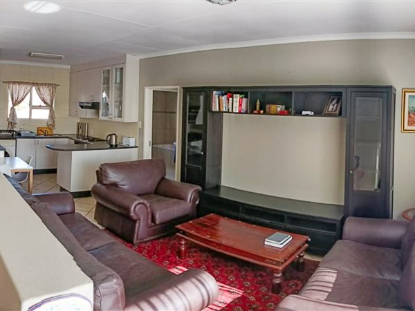 1 Bedroom House