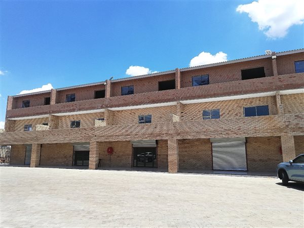 2000  m² Commercial space in Lenasia