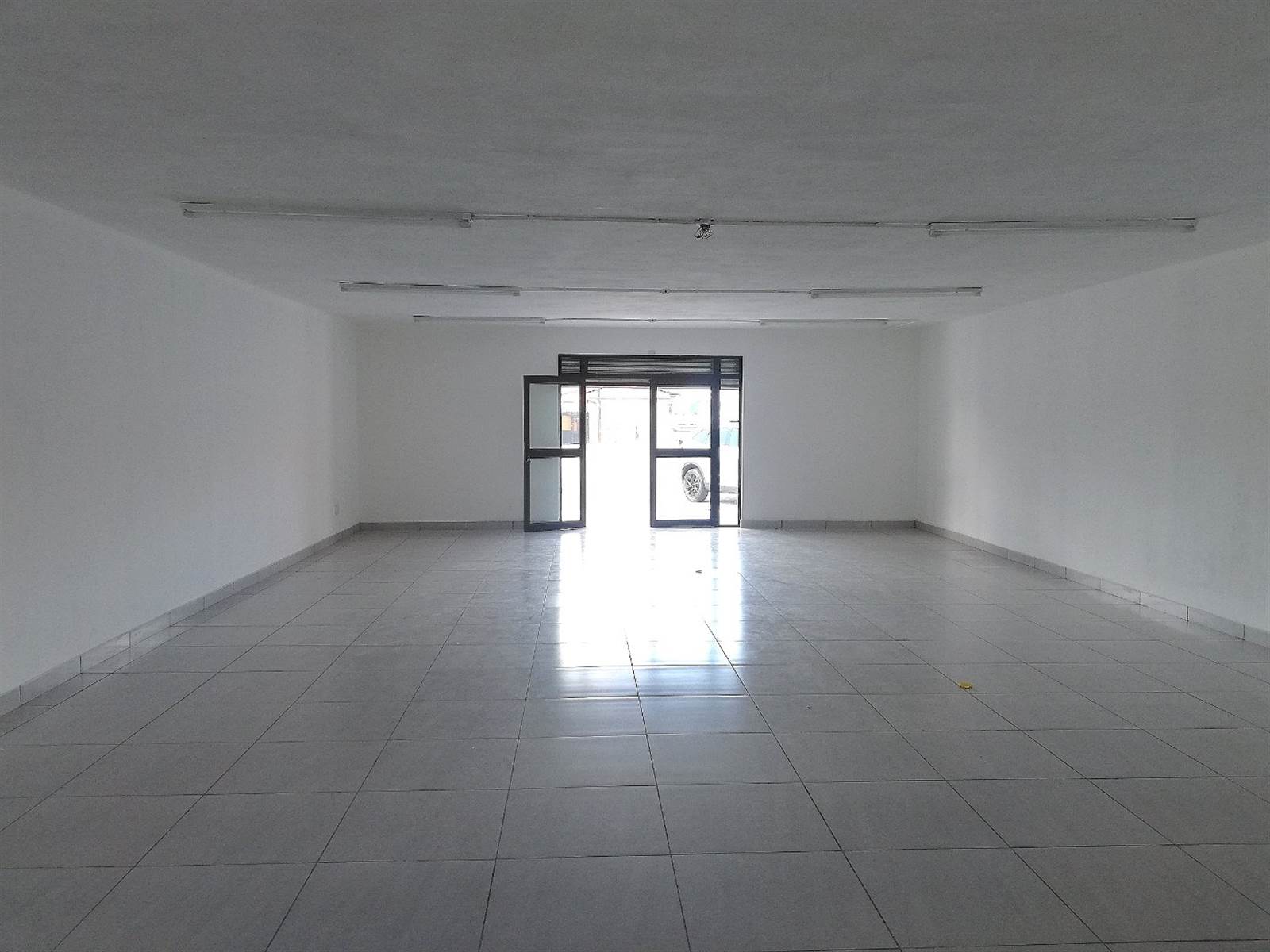 2000  m² Commercial space in Lenasia photo number 8