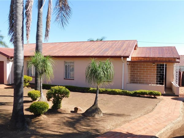 3 Bed House in Kwaggasrand