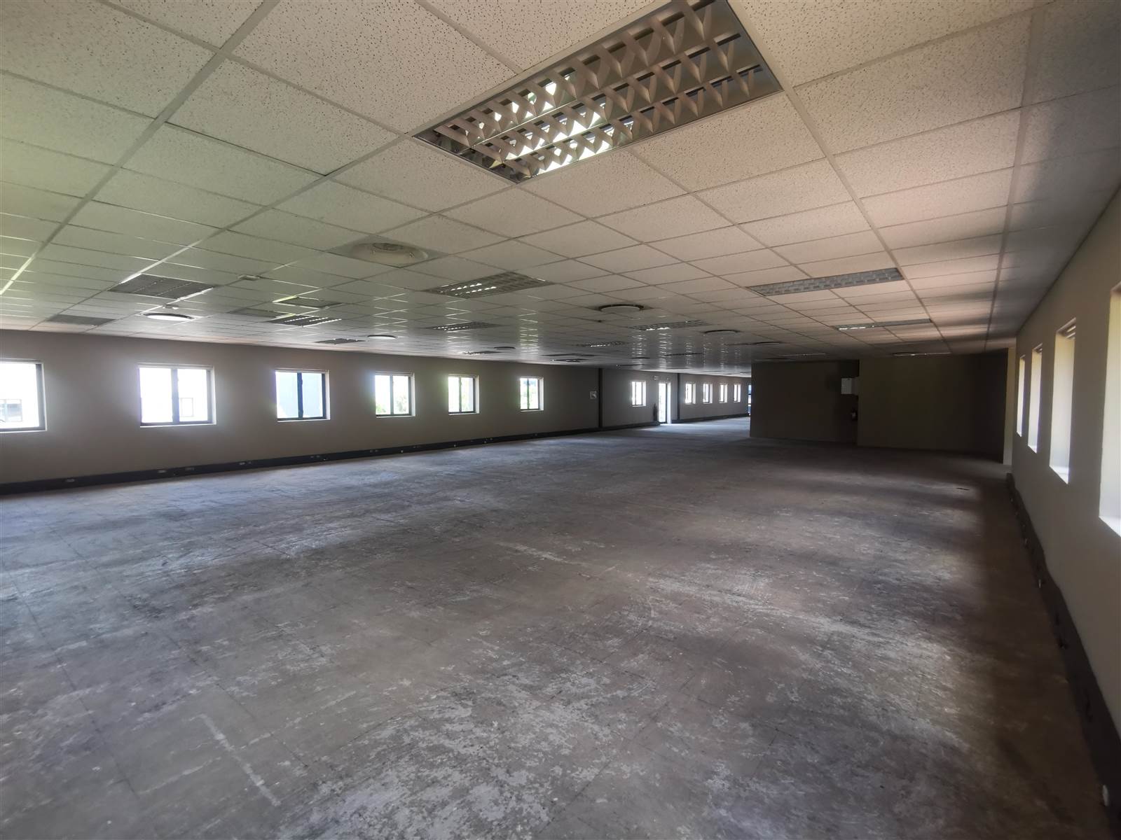 510  m² Commercial space in Strubens Valley photo number 11