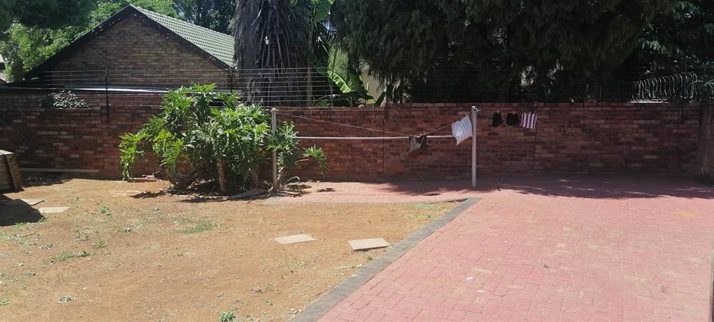 3 Bed House in Pretoria West photo number 23