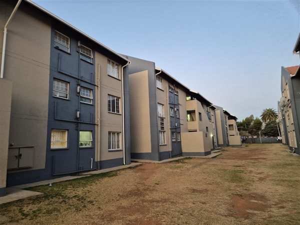 2 Bedroom House 2 Bedroom House