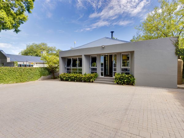 Commercial space in Parkhurst
