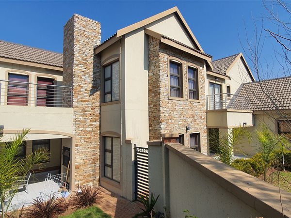 5 Bed House in Brooklands Lifestyle Estate