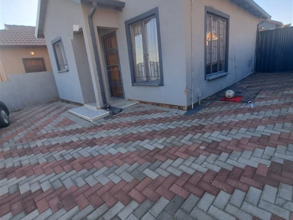 2 Bedroom House
