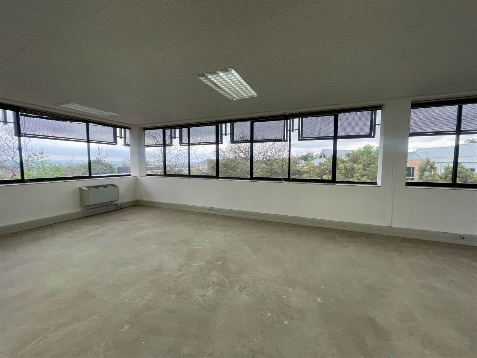396  m² Commercial space in Woodmead photo number 8