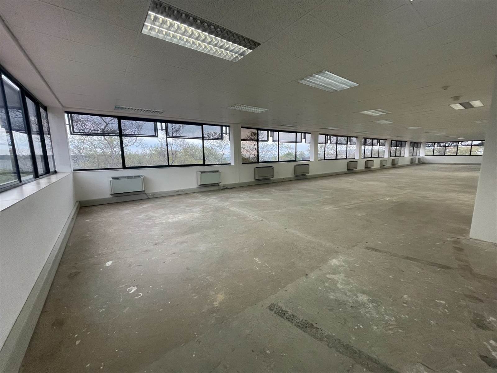 396  m² Commercial space in Woodmead photo number 3