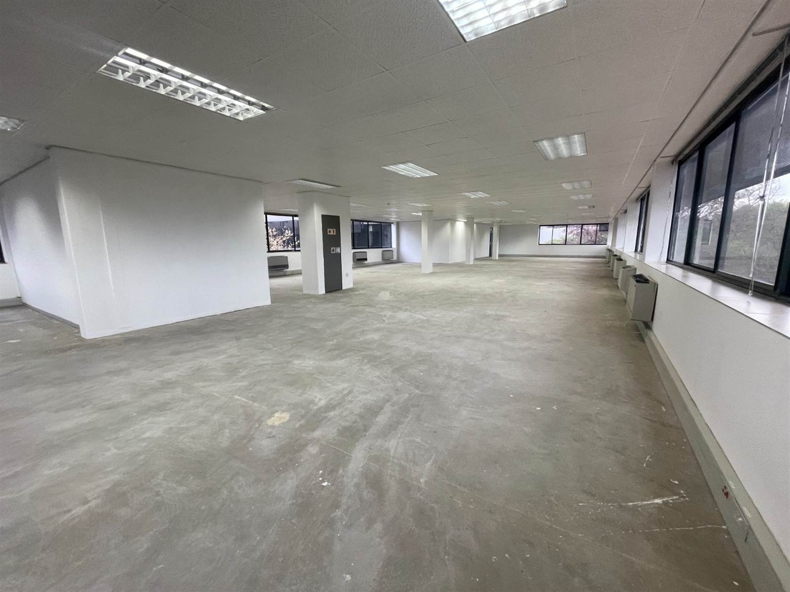 396  m² Commercial space in Woodmead photo number 10