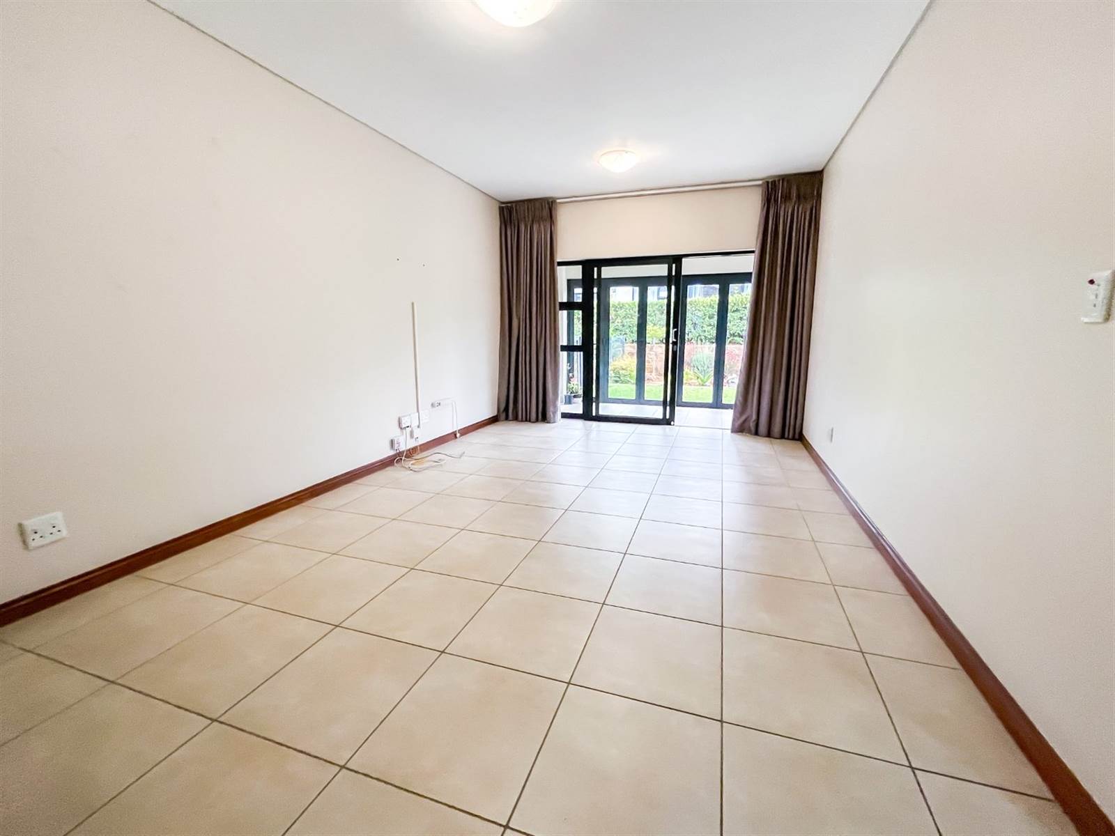 2 Bed Townhouse in Eastland Mature Lifestyle Estate photo number 2