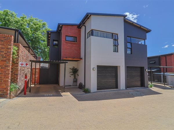 3 Bed Townhouse