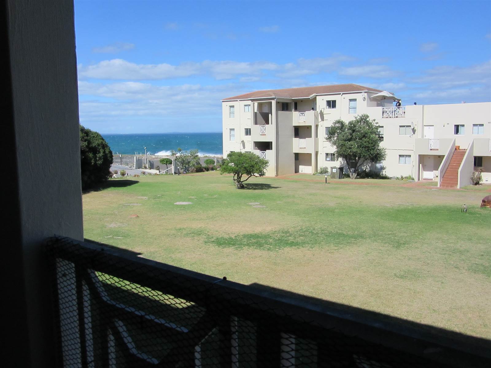 3 Bed Apartment in Westcliff photo number 25