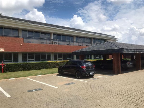 419  m² Commercial space