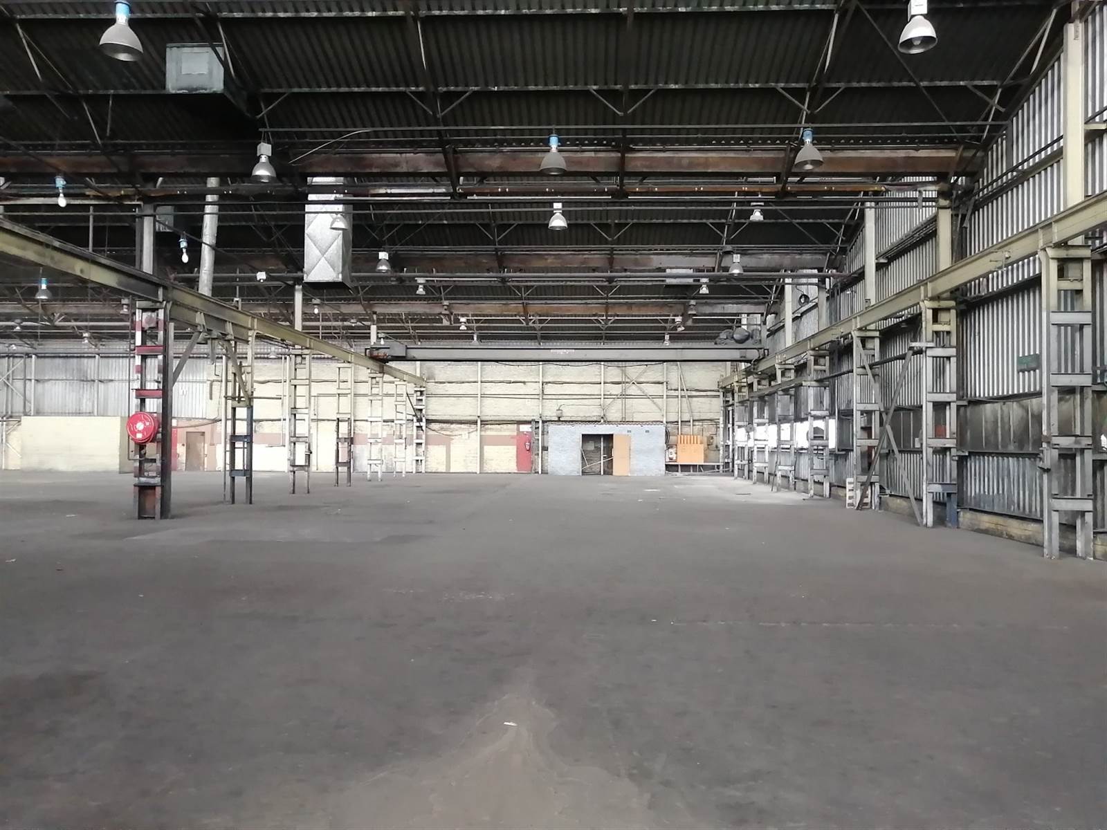 2719  m² Commercial space in Spartan photo number 4