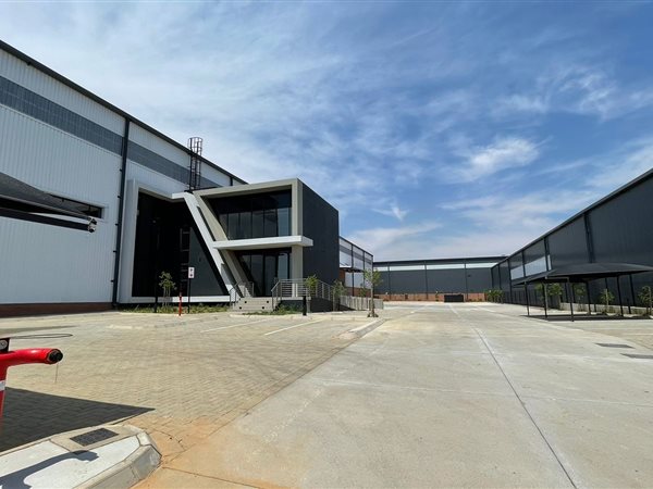5478  m² Industrial space in Louwlardia
