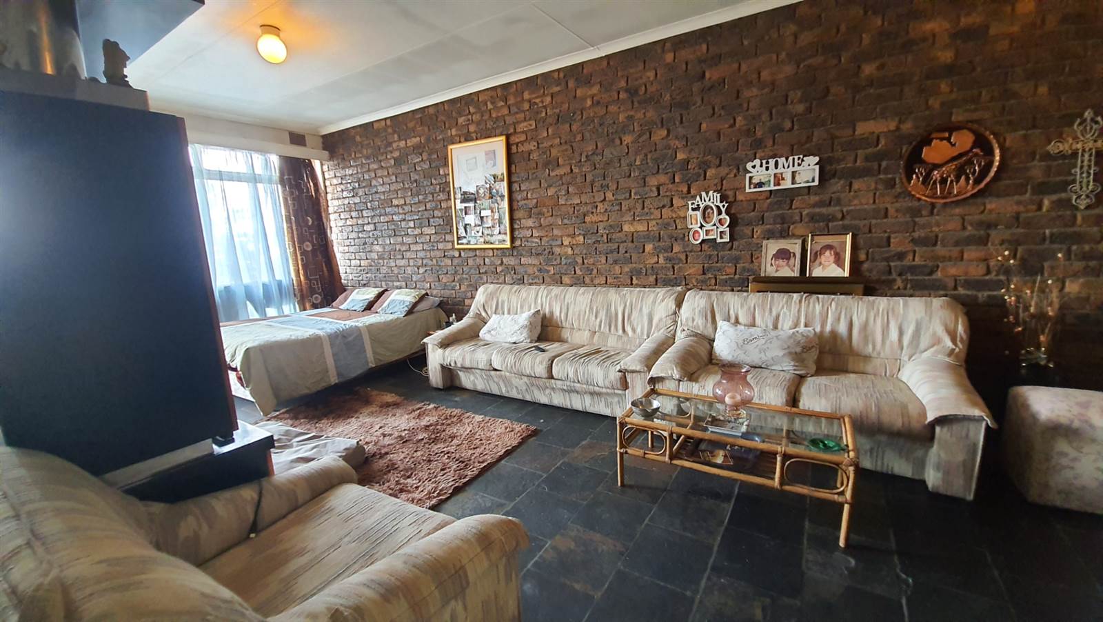 1 Bed Apartment in Edenvale photo number 3