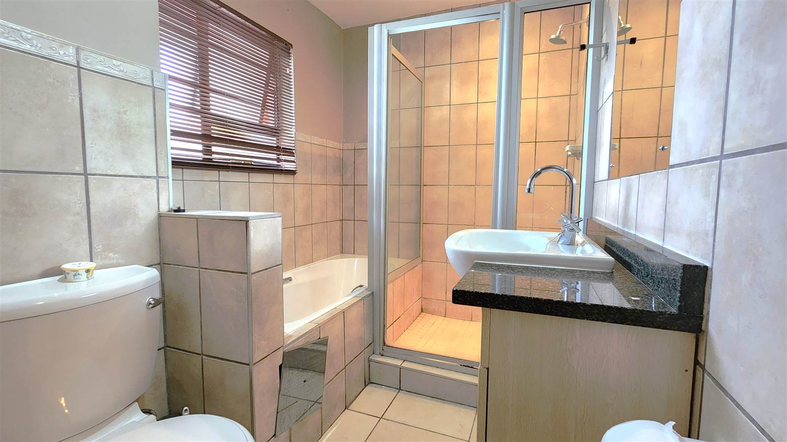 1 Bed Apartment in Nelspruit photo number 9
