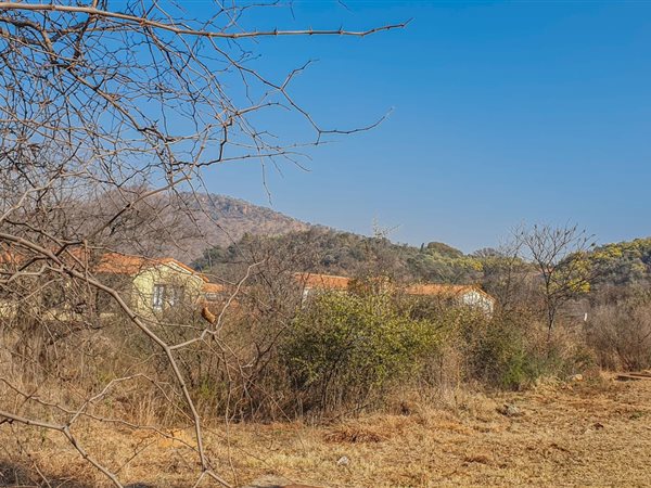 855 m² Land available in Hartbeespoort Dam