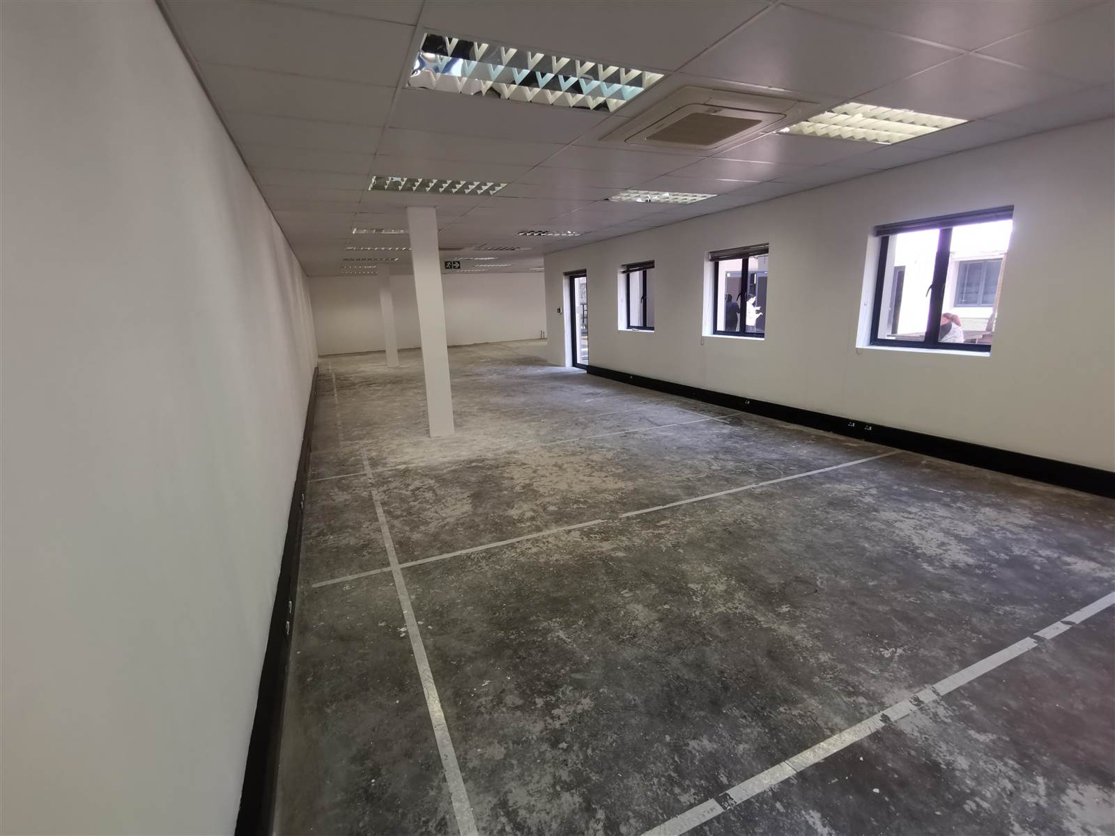 154  m² Commercial space in Strubens Valley photo number 9