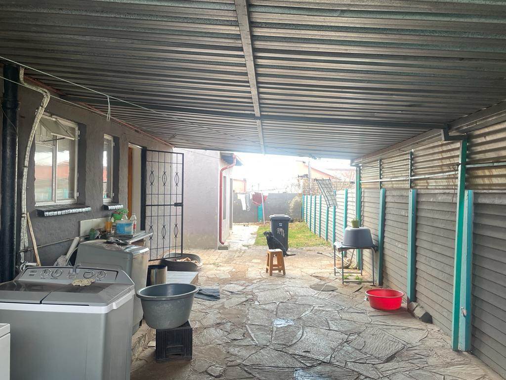 3 Bed House in Lenasia photo number 30