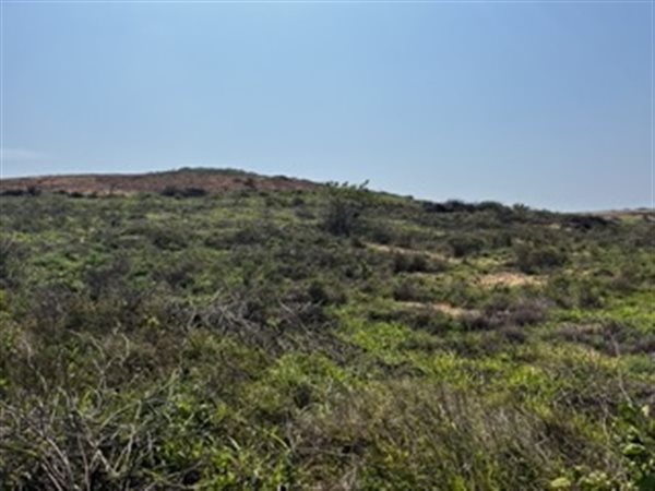 1 473 m² Land