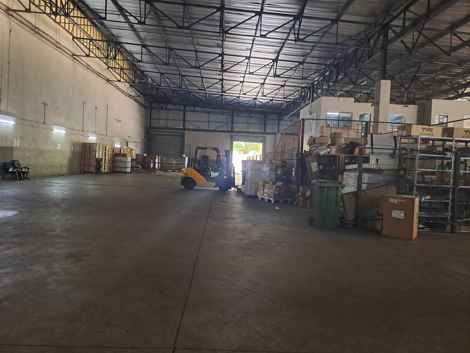 2300  m² Industrial space in Newlands East photo number 8