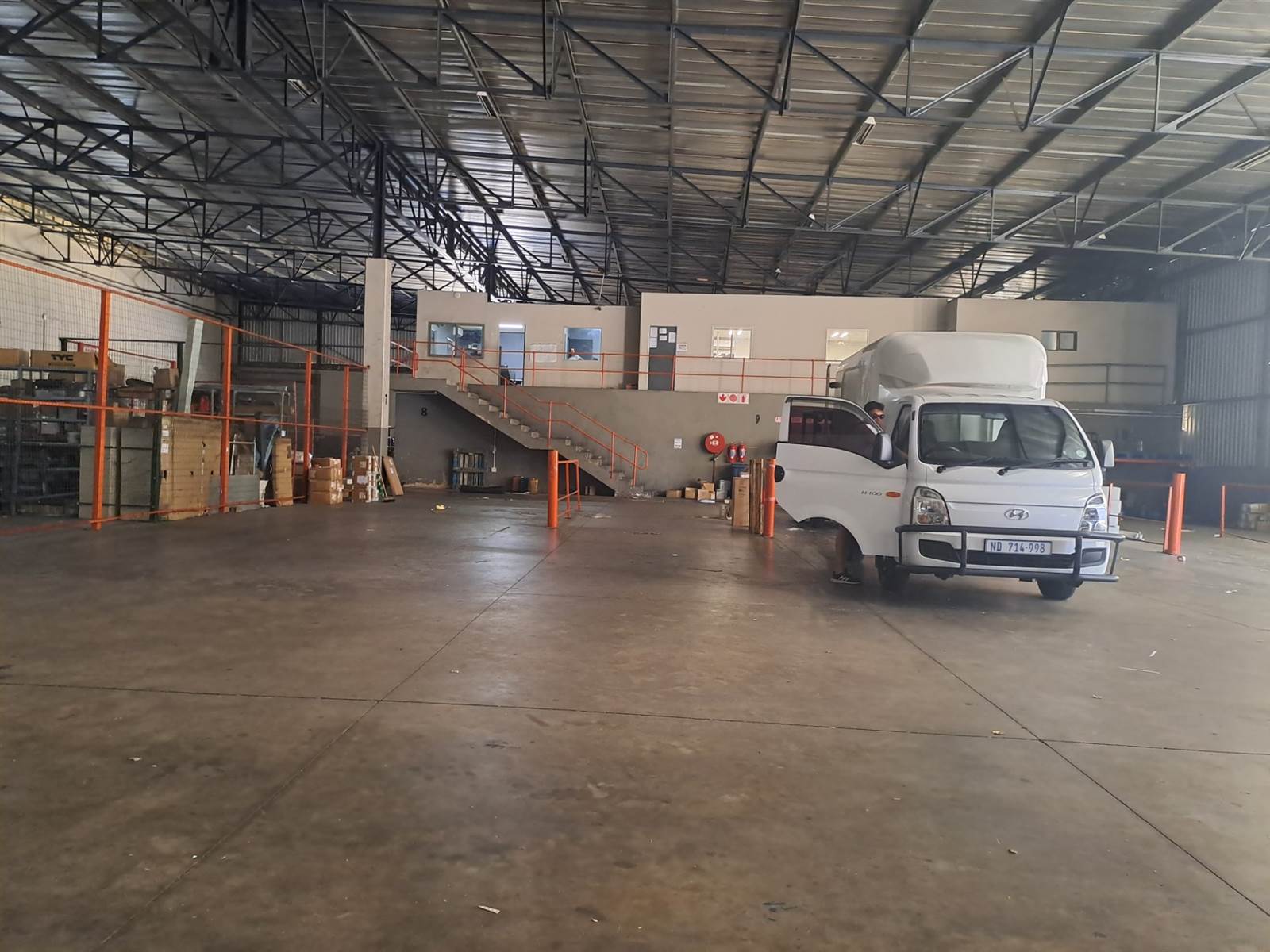 2300  m² Industrial space in Newlands East photo number 1