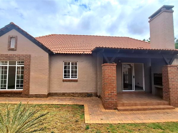 3 Bedroom Townhouse 3 Bedroom Townhouse