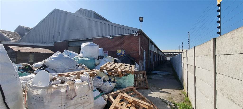 1635  m² Industrial space in Epping photo number 2